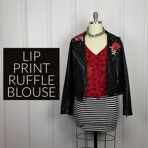 Torrid Red Lip Printed Blouse Size 0/12 PLUS SIZE